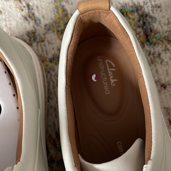 New Clark white sneakers, size 9 - Picture 4 of 12